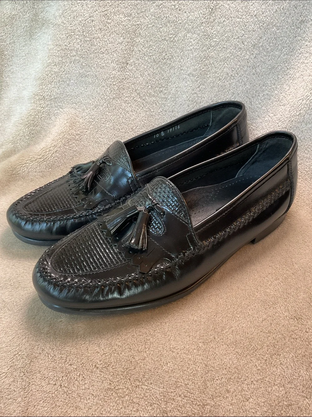 Hush Puppies shiny black